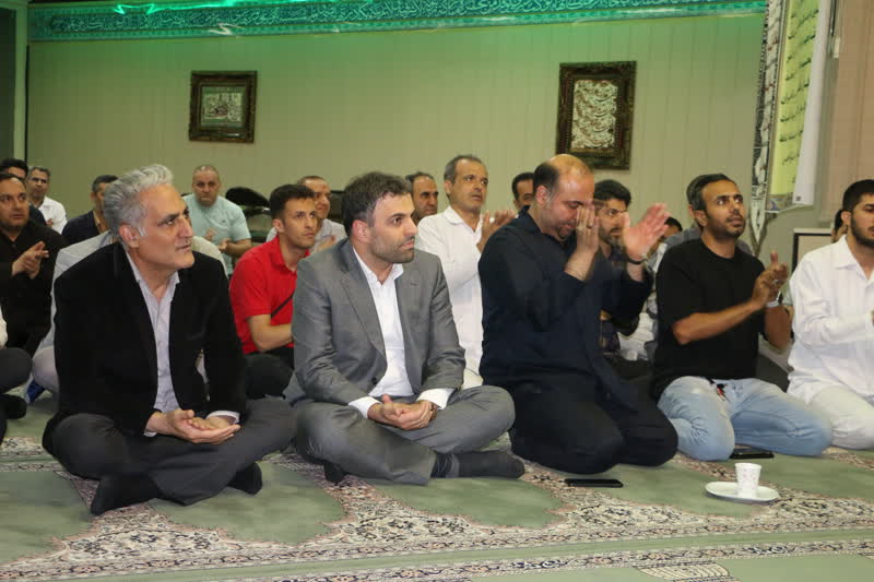 ویژه برنامه جشن ولادت امام رضا(ع) در کارخانجات داروپخش برگزار شد+ تصاویر